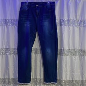Women’s diamond and white beaded bow jeans